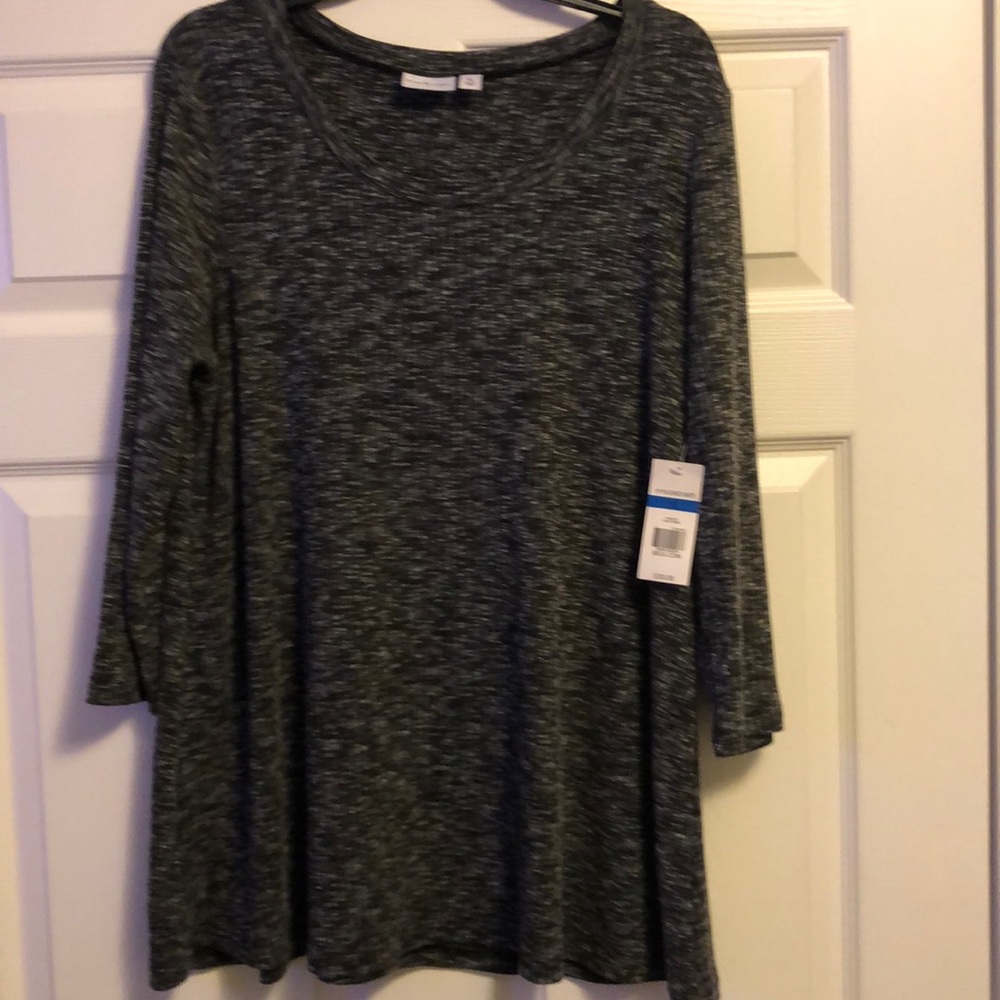 Woman’s XL Kim Rogers black and grey dress shirt